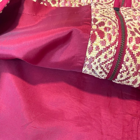 Etcetera Designer Burnout Mini Skirt  Tapestry Y2K Zipper Red Gold SZ 8  EUC - Picture 7 of 10